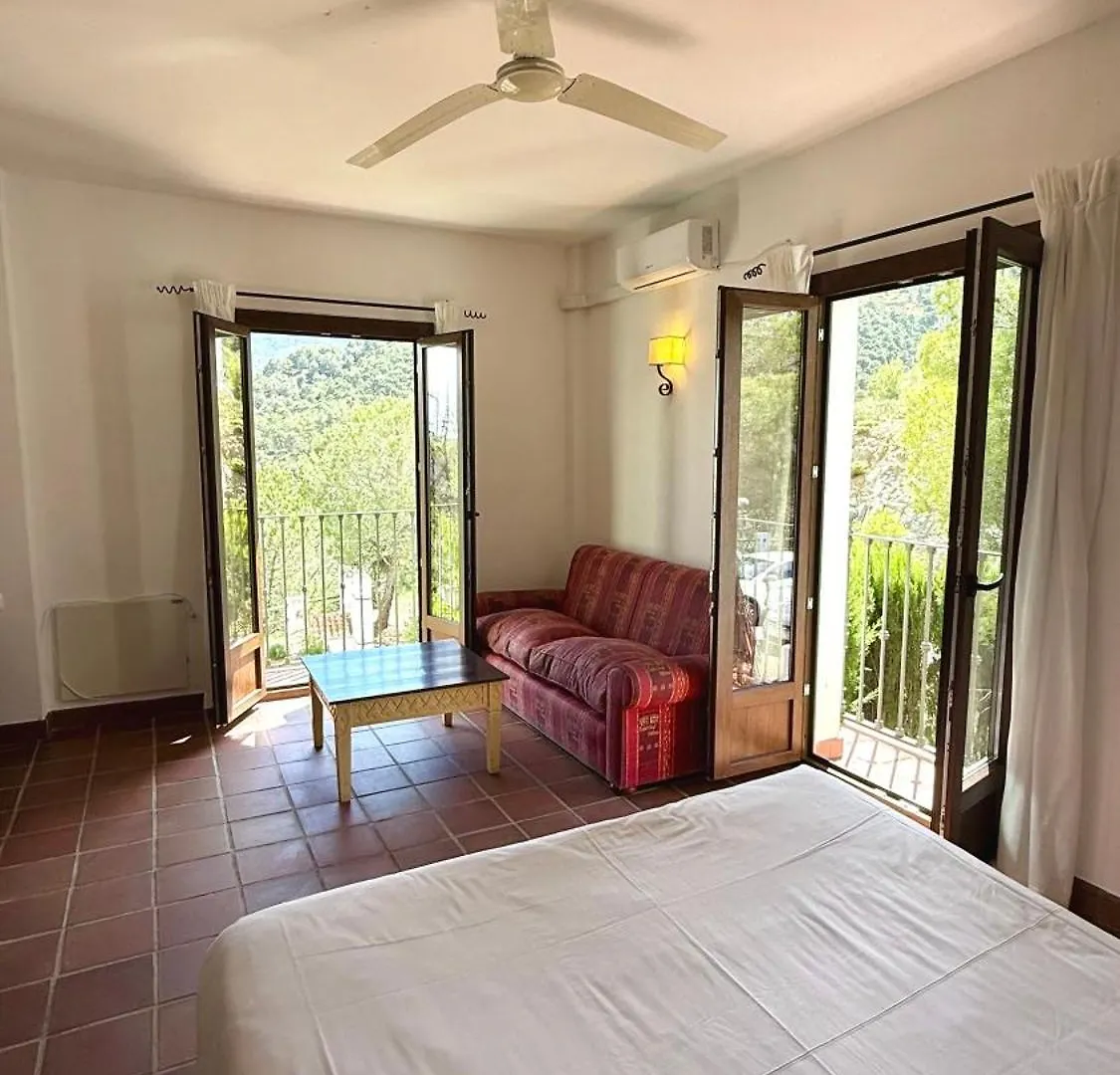 Cerro de Hijar Hotel Tolox